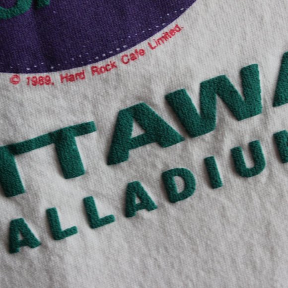 *SOLD*1989 Vintage Hard Rock Café Ottawa T-Shirt - Picture 4 of 8